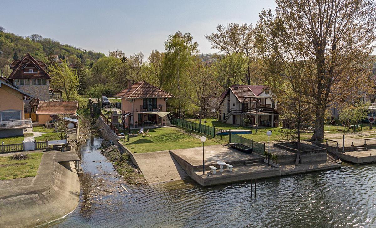 Dunavska Kuca Smederevo Ngoại thất bức ảnh